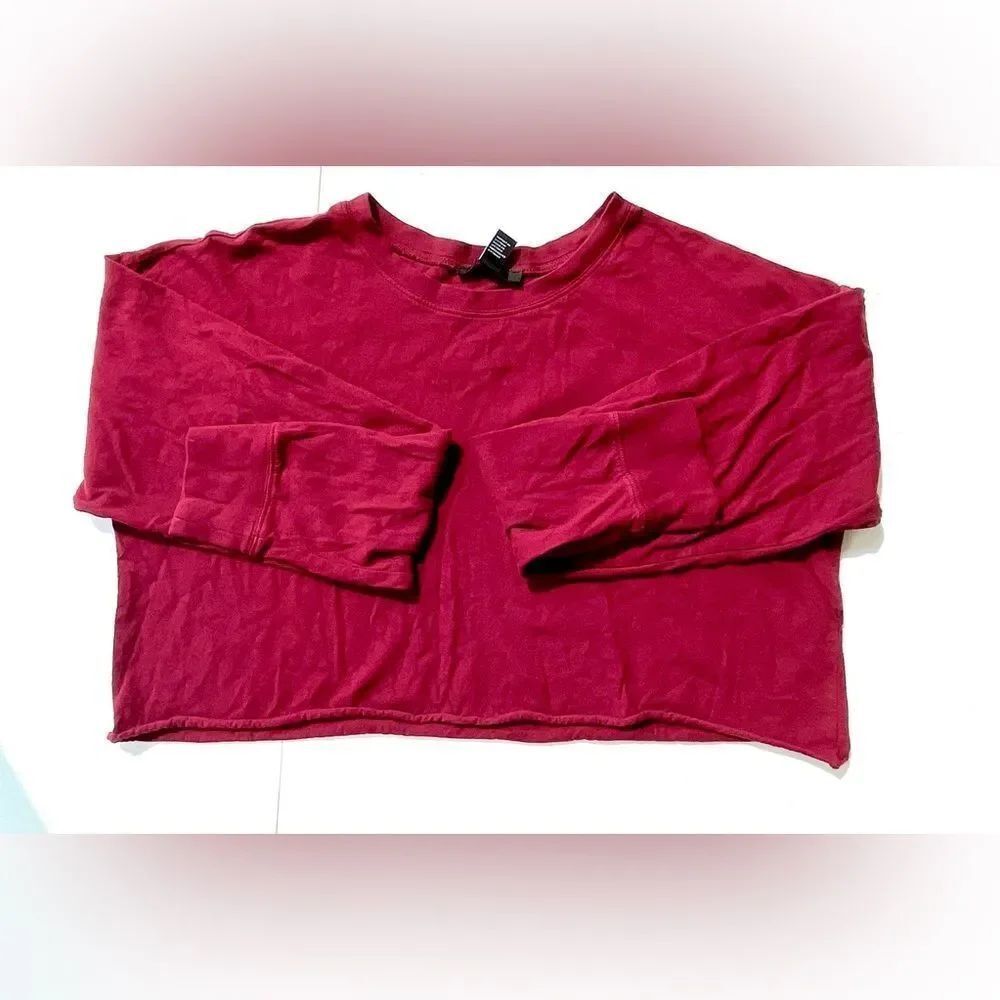 Forever 21 Cropped Long Sleeve Top Burgundy Size L Casual Soft Tee